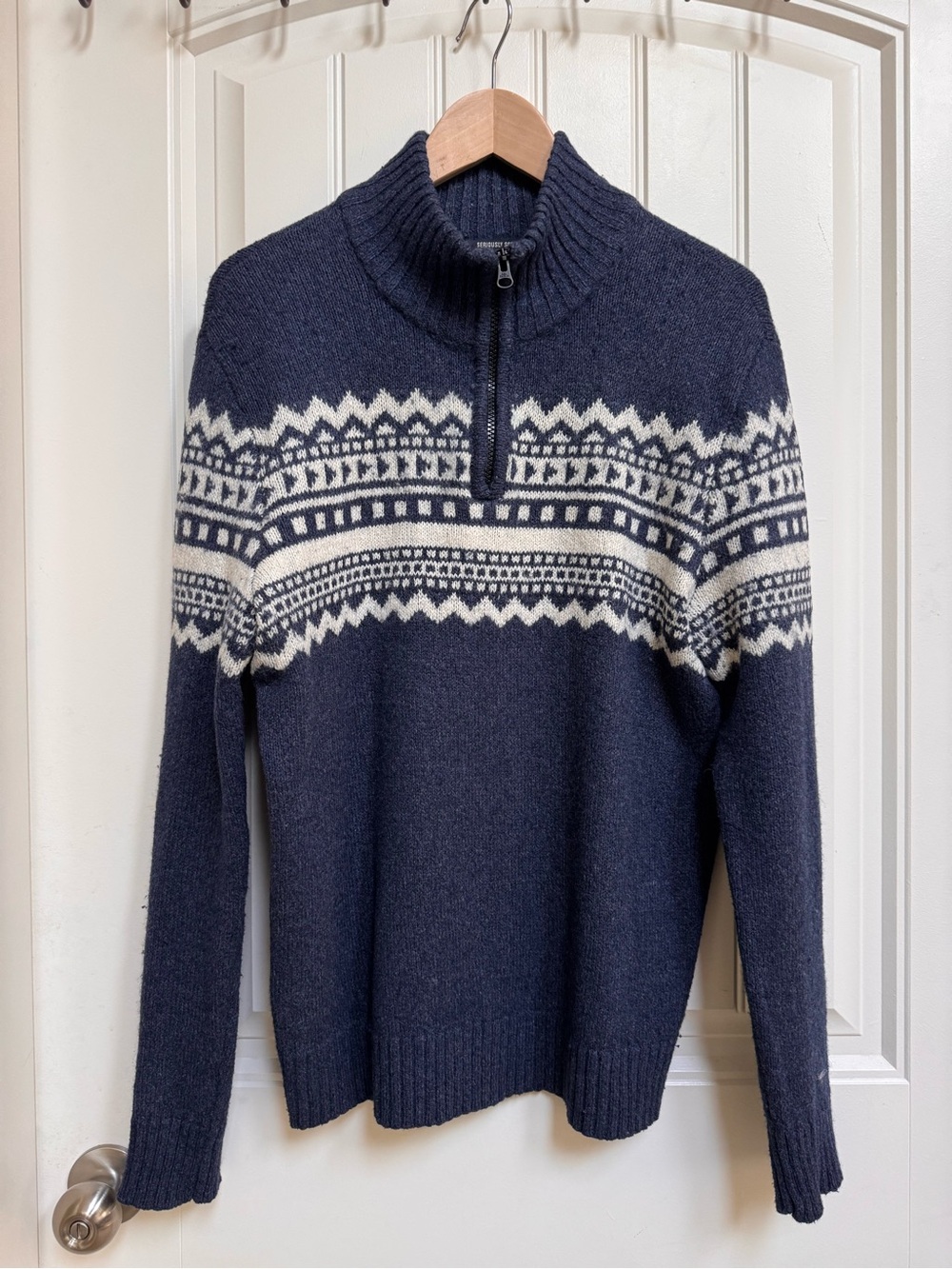 American Eagle Seriously Soft Blue and Cream Fair Isle Wool Blend 1/4 Zip. M